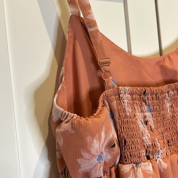 Torrid Pink Falling Daisy Floral Chiffon Baby Doll Cami Smocked Size 00 - Picture 11 of 16